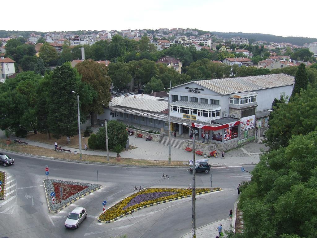 Asparuhov Guest Rooms And Apartments Varna Ngoại thất bức ảnh