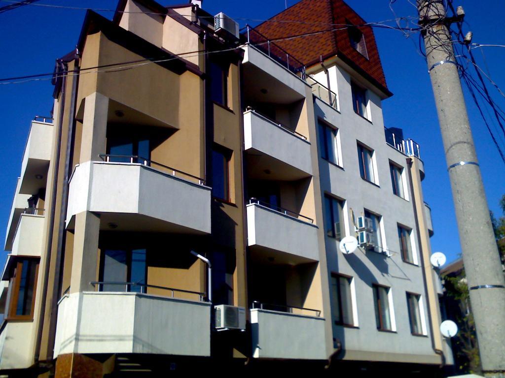Asparuhov Guest Rooms And Apartments Varna Ngoại thất bức ảnh