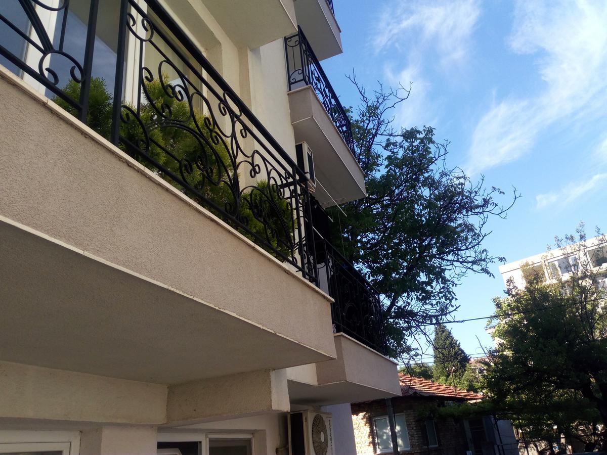 Asparuhov Guest Rooms And Apartments Varna Ngoại thất bức ảnh