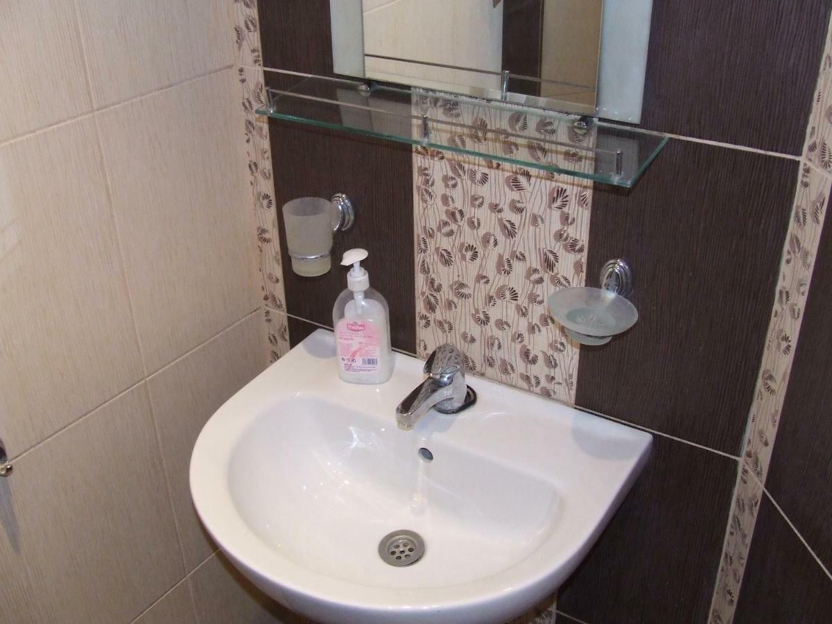 Asparuhov Guest Rooms And Apartments Varna Ngoại thất bức ảnh